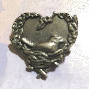 Vintage Signed 2004 Birds In Bloom Heart Brooch